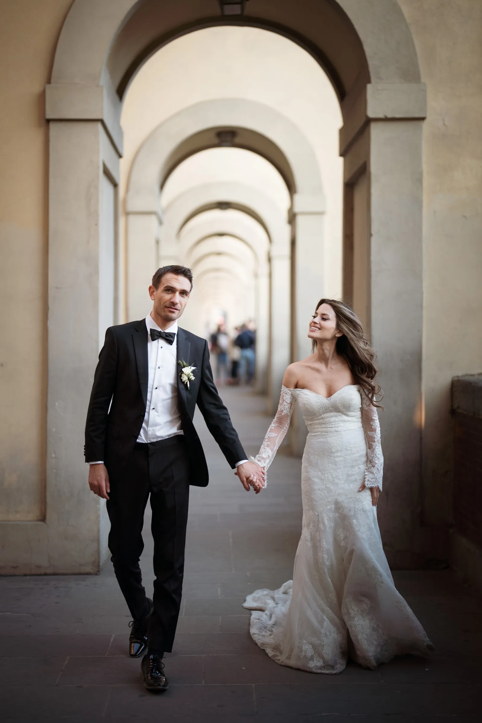 Florence elopement photographer in Tuscany