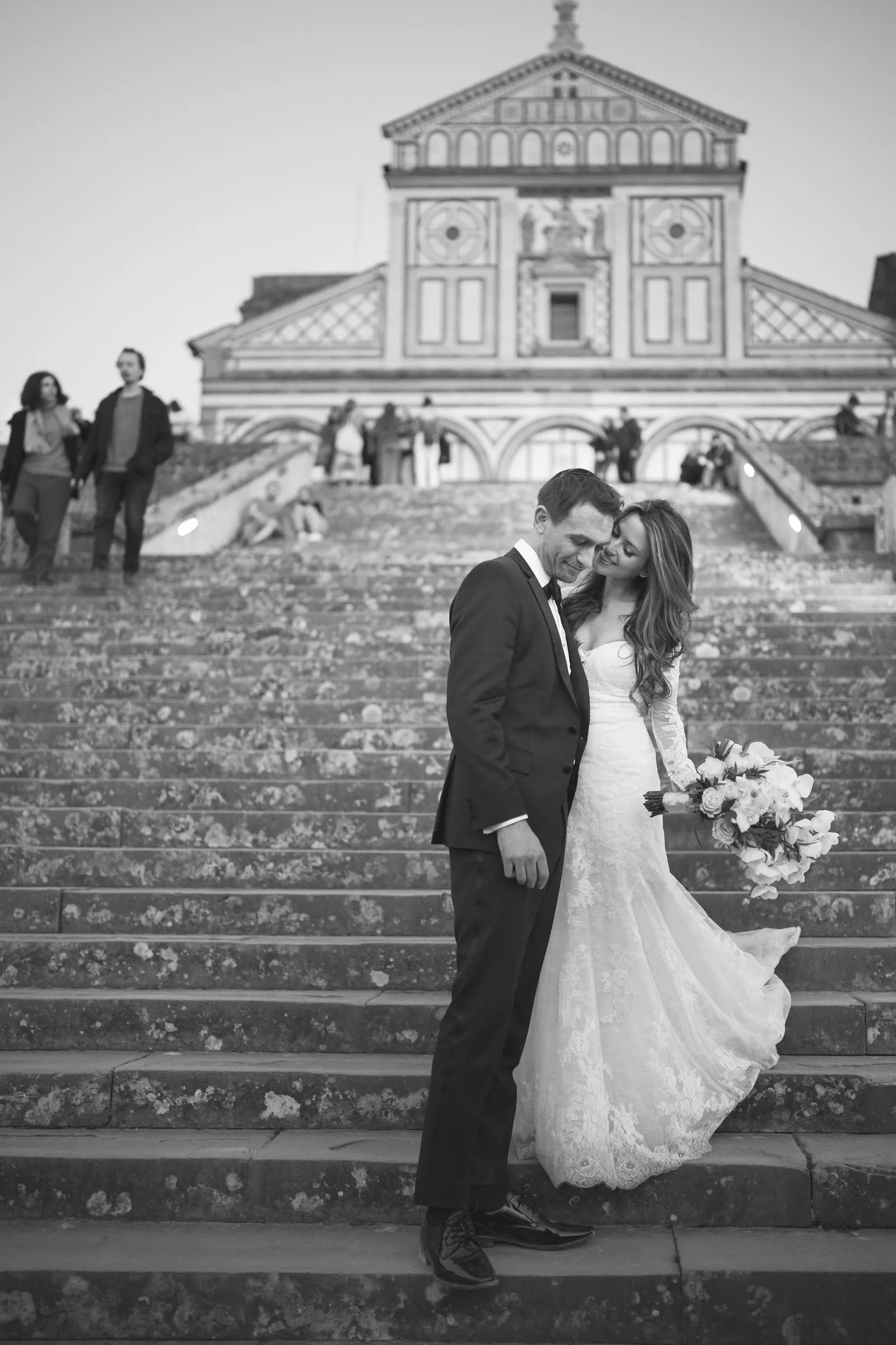 Florence elopement photographer in Tuscany